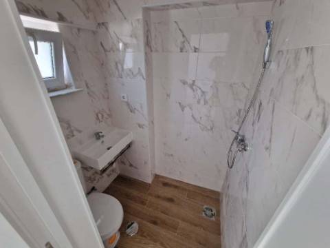 Moradia T1+1 Laranjeiro