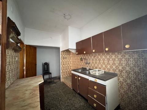 Moradia T2 Isolada- Fernão Ferro