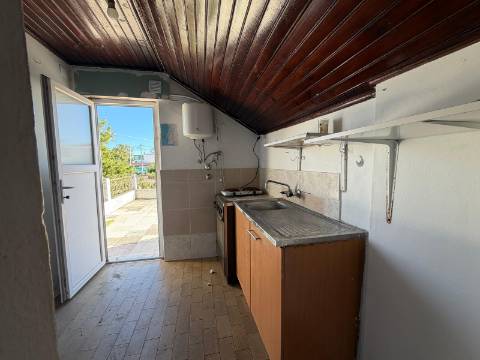 Moradia T2 Isolada- Fernão Ferro