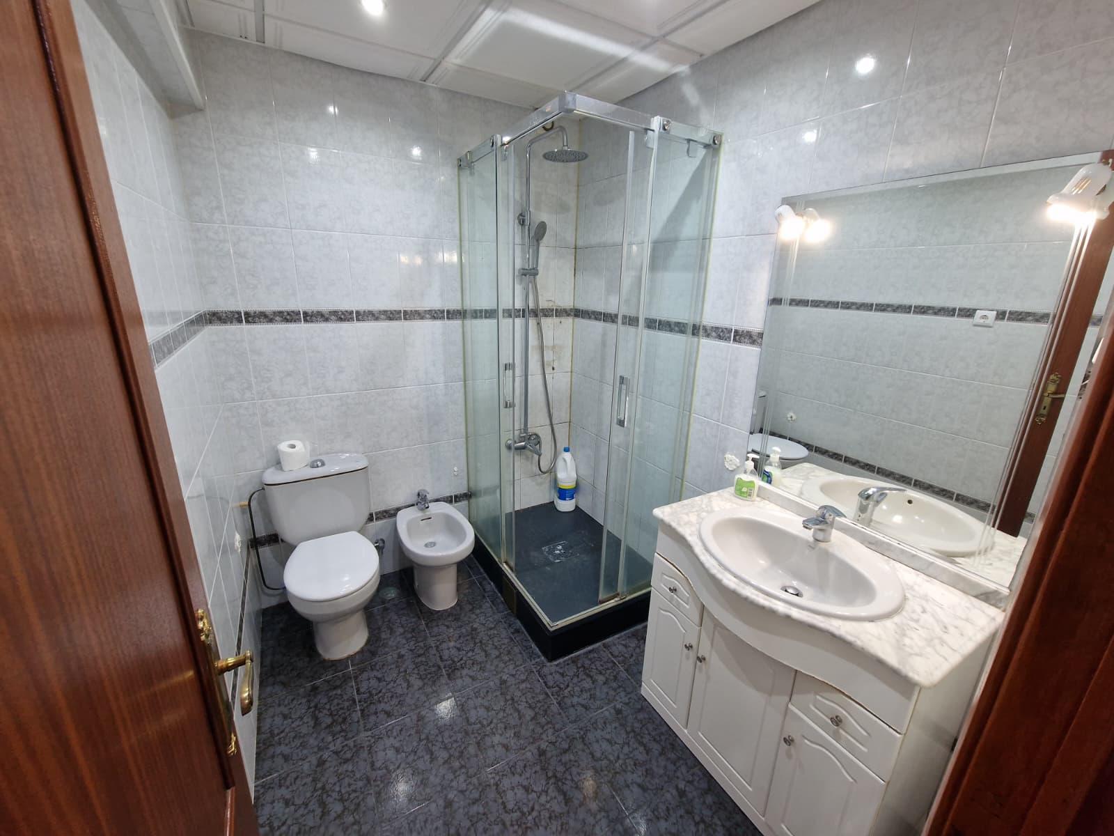 Apartamento T3 c/ terraço - Cruz de Pau