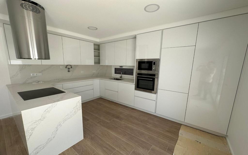 Moradia Geminada NoVaT4 c/Piscina e garagem - Foros de Amora