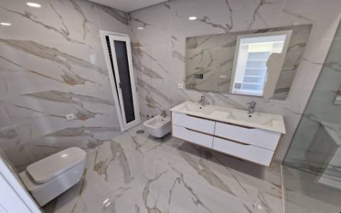 Moradia Geminada NoVaT4 c/Piscina e garagem - Foros de Amora