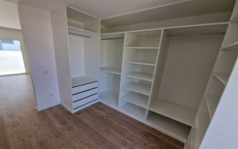 Moradia Geminada NoVaT4 c/Piscina e garagem - Foros de Amora