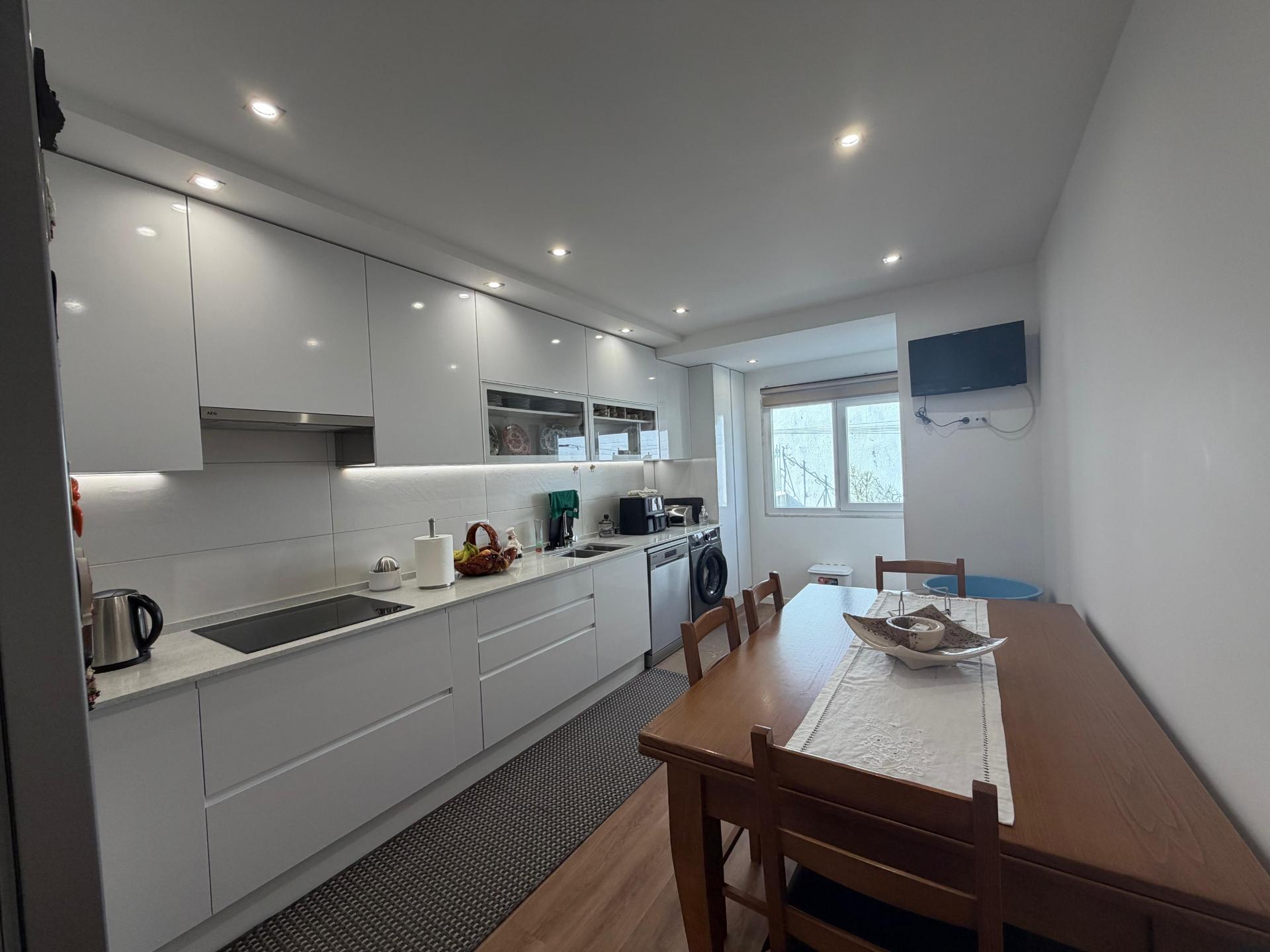 Moradia T4 Geminada na Cruz de Pau