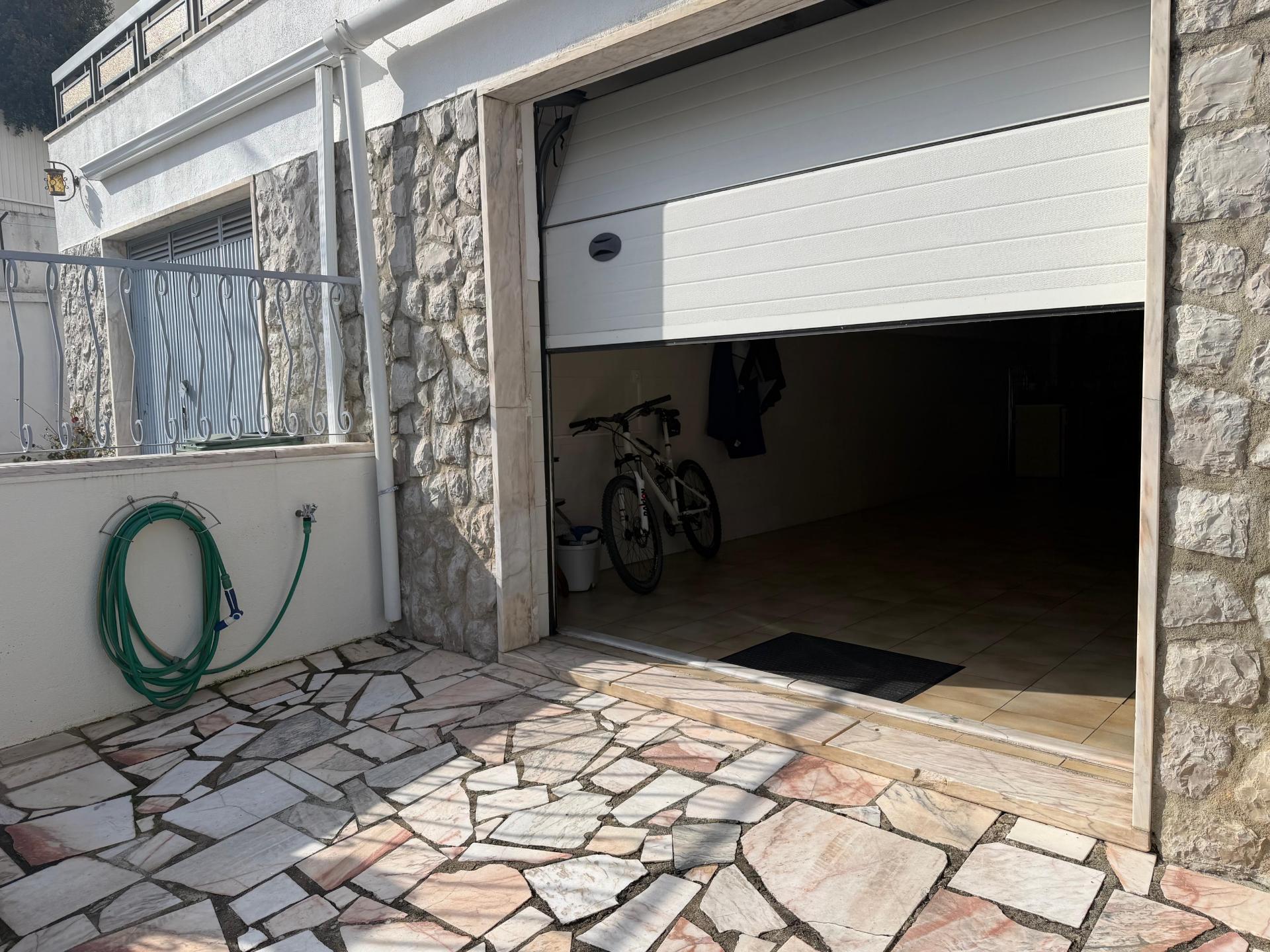 Moradia T4 Geminada na Cruz de Pau