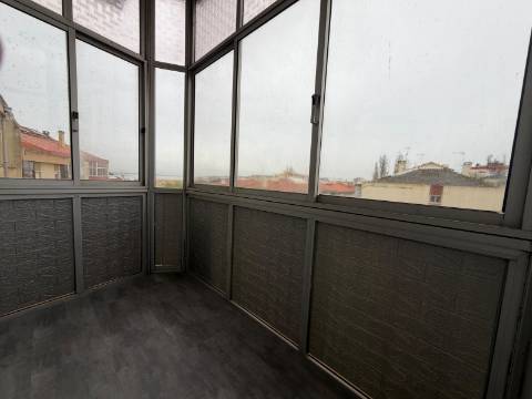 Apartamento T2 Torre da Marinha