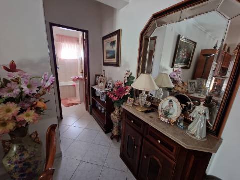 Apartamento T1 - Paio Pires