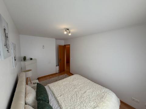Apartamento T2 em Corroios