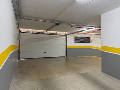 Apartamento T1 c/Parqueamento e arrecadação Lisboa