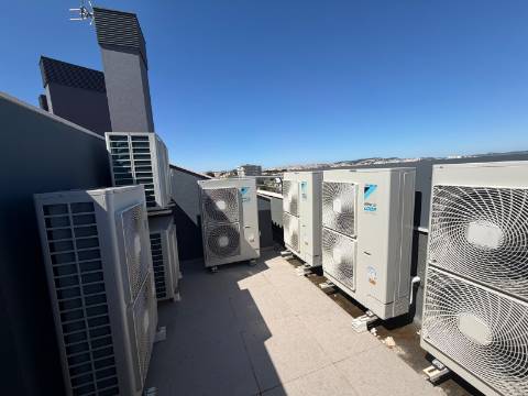 Apartamento T1 c/Parqueamento e arrecadação Lisboa