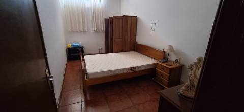 Apartamento T2 C/lograduro no Laranjeiro