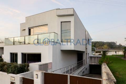 Moradia T3 em São Félix da Marinha