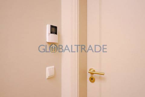 Moradia T2 Renovada com Terraço e Suite em Canidelo