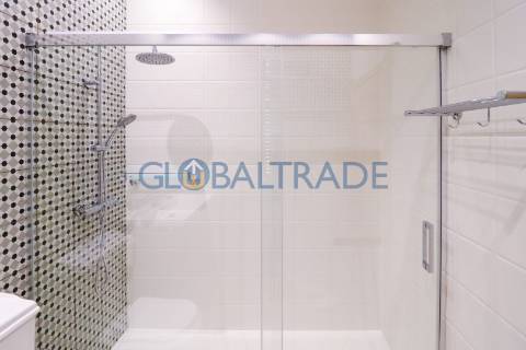 Moradia T2 Renovada com Terraço e Suite em Canidelo