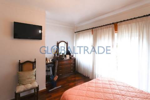 Moradia T3 com terraço em Valbom