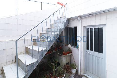 Moradia T3 com terraço em Valbom