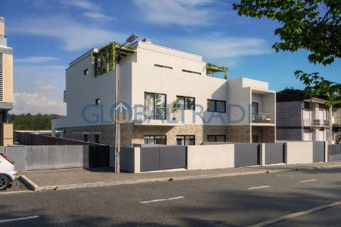 Andar Moradia T3 Duplex Novo em Alfena
