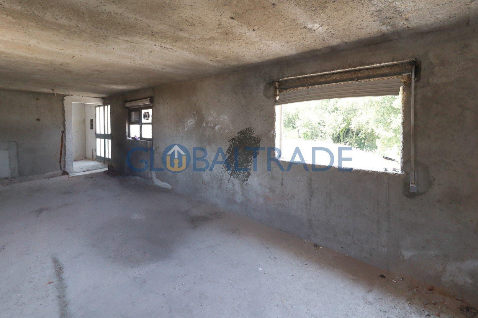 Moradia T2 Reabilitada em Pedroso