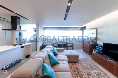 Apartamento T3 inserido no S. Pedro Design II