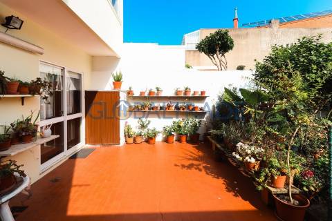 Moradia T4 com Terraço na Póvoa de Varzim
