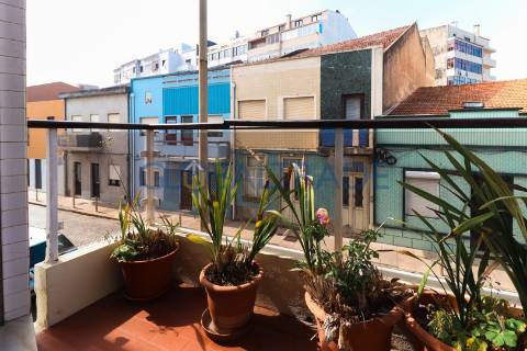 Moradia T4 com Terraço na Póvoa de Varzim