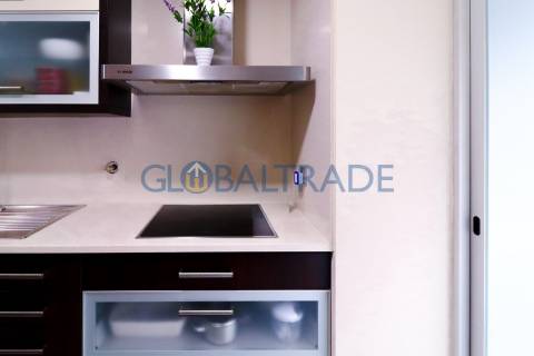 Apartamento T3 com terraço em Pedrouços