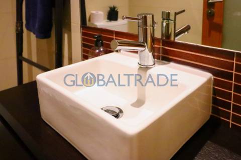 Apartamento T3 com terraço em Pedrouços