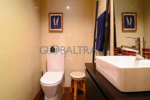 Apartamento T3 com terraço em Pedrouços