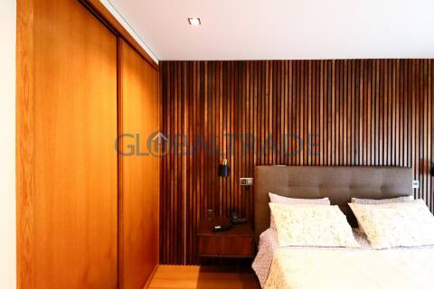 Apartamento T3 com terraço em Pedrouços