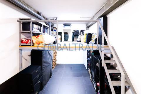 Apartamento T3 com terraço em Pedrouços