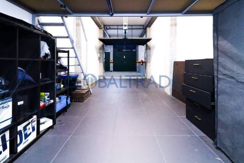 Apartamento T3 com terraço em Pedrouços