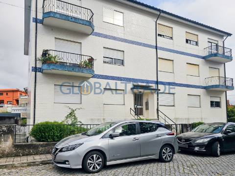 Apartamento T3 ao centro de Rio Tinto