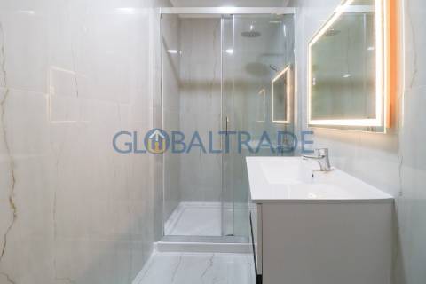 Moradia T3 Renovada em São Roque da Lameira