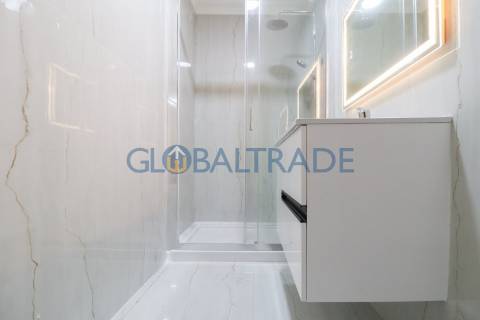 Moradia T3 Renovada em São Roque da Lameira