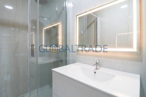 Moradia T3 Renovada em São Roque da Lameira