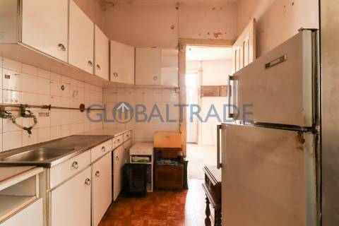 Moradia T2 para recuperar em Ermesinde