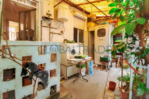 Moradia T2 para recuperar em Ermesinde