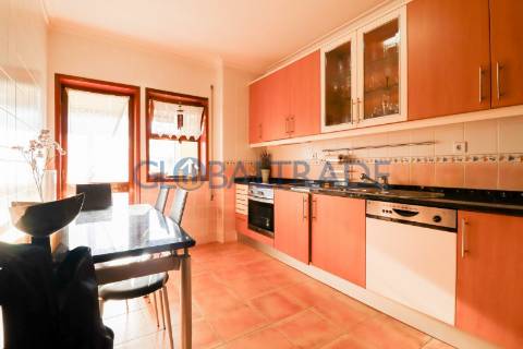 Apartamento T3 ao centro de Gondomar