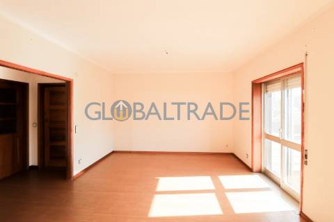 Apartamento T3 ao centro de Ovar