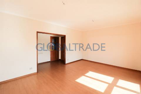 Apartamento T3 ao centro de Ovar