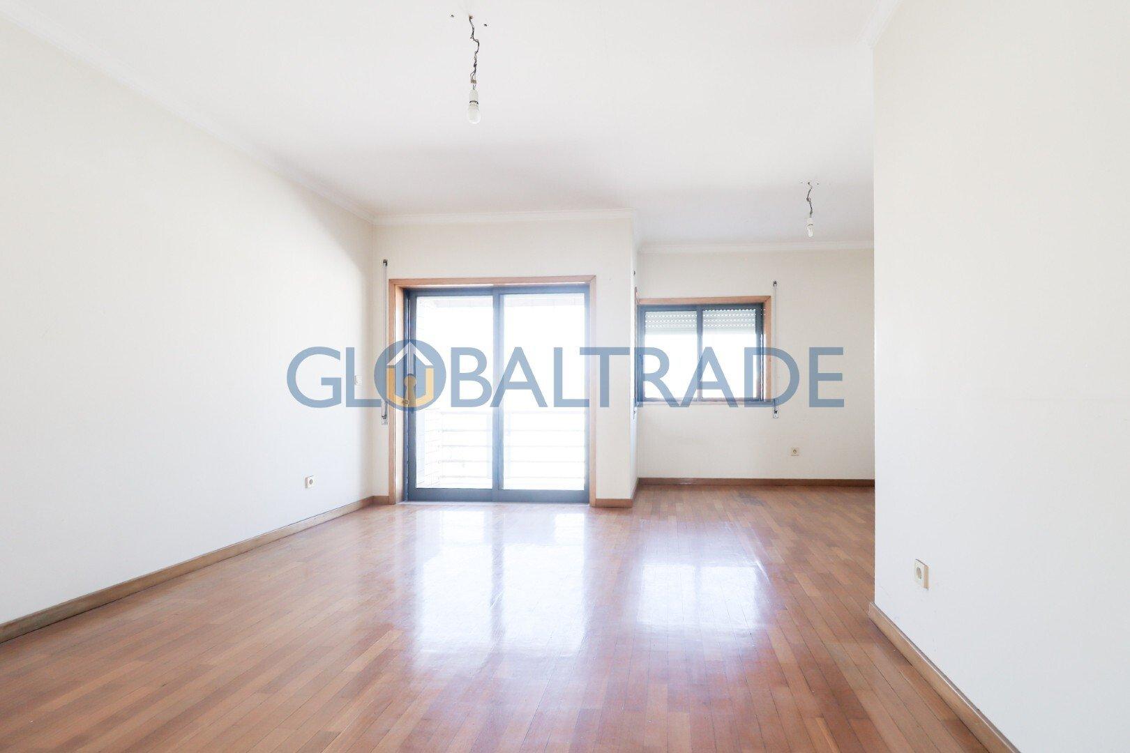 Apartamento T3 em Avanca