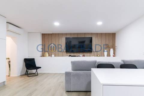 Moradia T4 em São Pedro da Cova