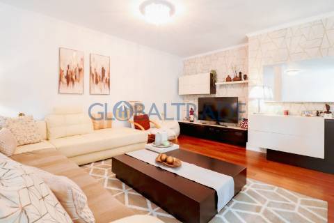 Apartamento T3 em Alfena