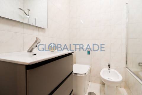 Apartamento T2+1 Renovado em Oliveira do Douro