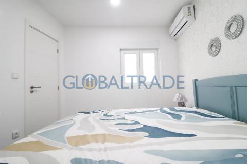 Moradia Térrea T1 Renovada e Mobilada no Porto