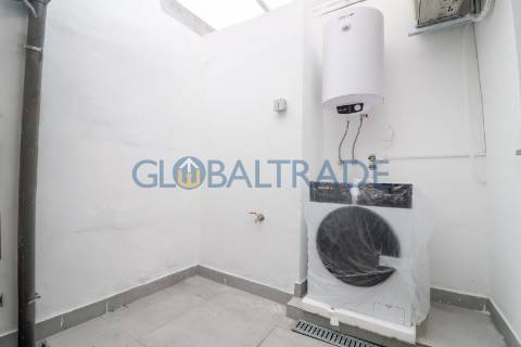 Moradia Térrea T1 Renovada e Mobilada no Porto