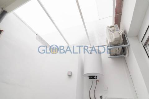 Moradia Térrea T1 Renovada e Mobilada no Porto