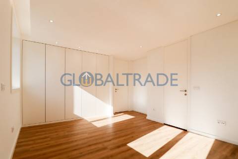 Moradia T4+2 Renovada em Águas Santas, Maia