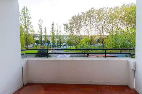 Moradia T3    -   Com Habitação T0 RC