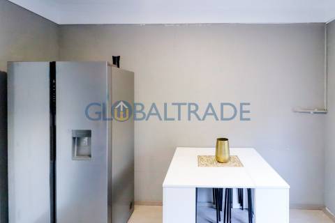 Moradia T3    -   Com Habitação T0 RC